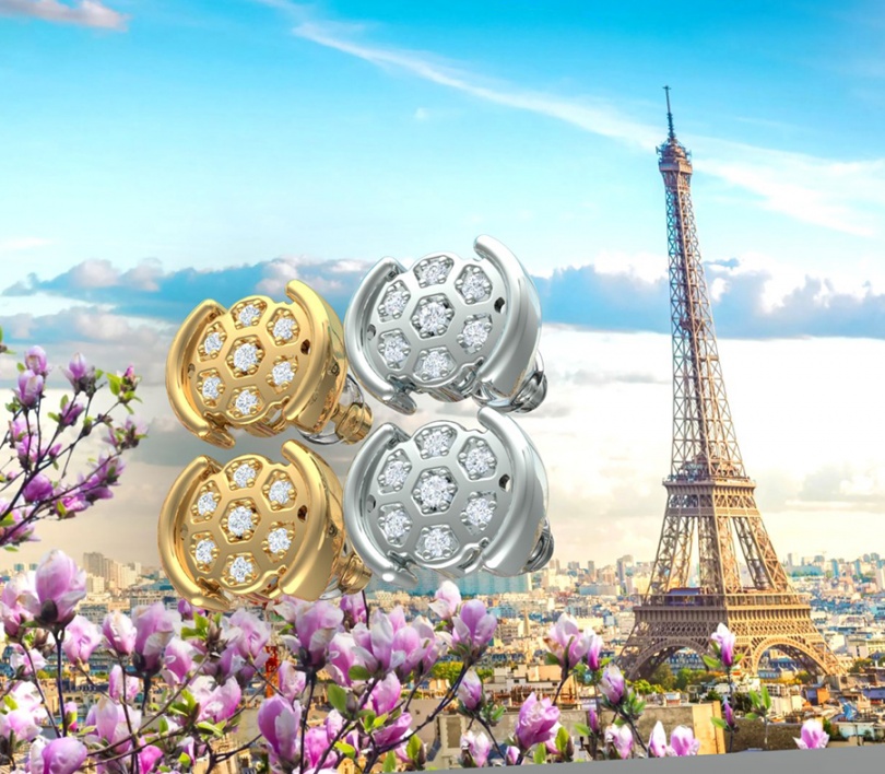 Parissart earrings 18k gold set with 14 brilliant cut diamonds H0